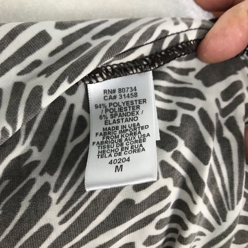 BCBGMAXAZRIA WRAP DRESS - Picture 8 of 8
